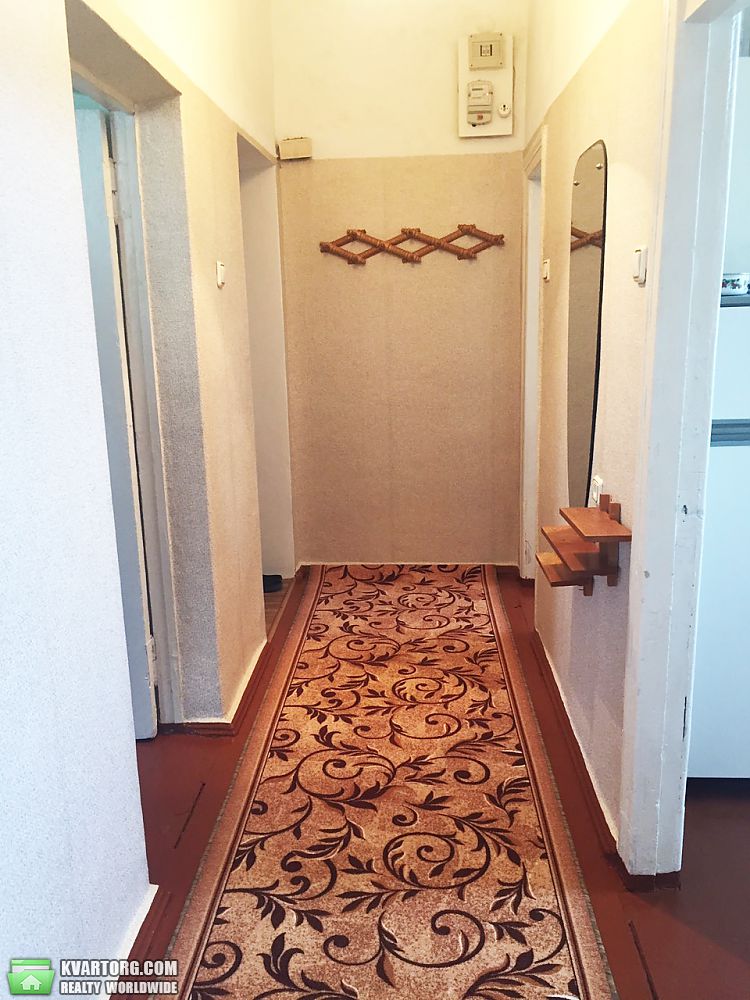 Rent out 2-room apartment. Киев,  Столичное шоссе — photo 7