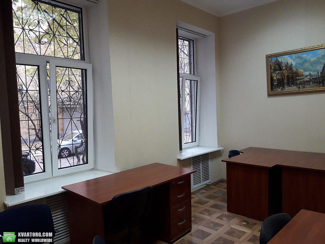 Rent out office. Киев,  Тарасовская — photo 1