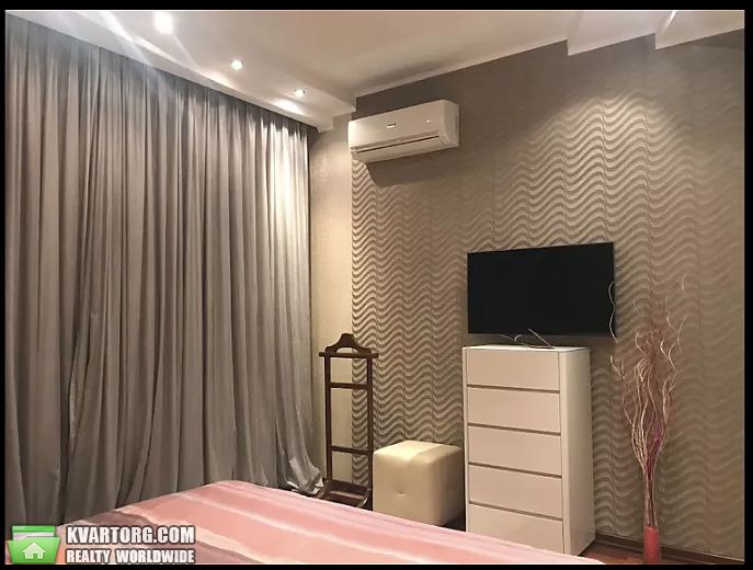 Rent out 2-room apartment. Киев,  Никольско-Слободская — photo 7