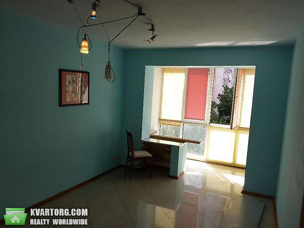 Rent out 2-room apartment. Киев,  Озерная — photo 3