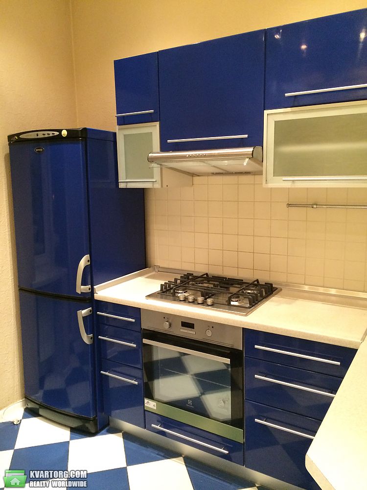 Rent out 3-room apartment. Киев,  Мельникова — photo 5