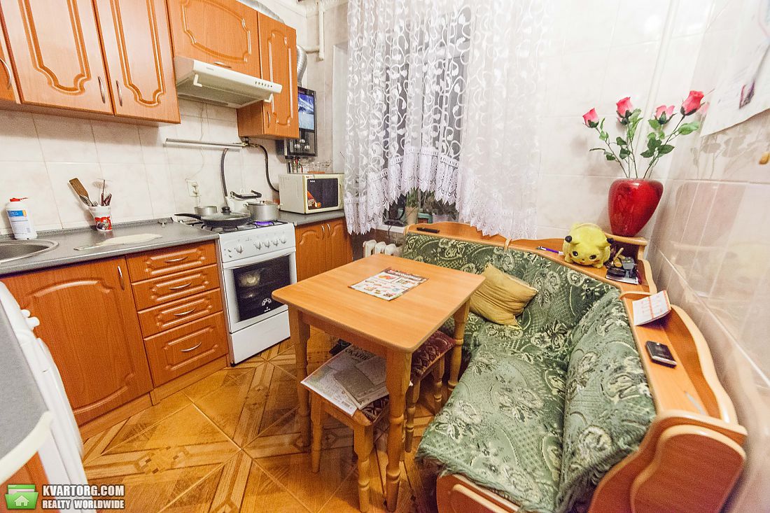 Sell 1-room apartment. Киев,  Щорса — photo 4