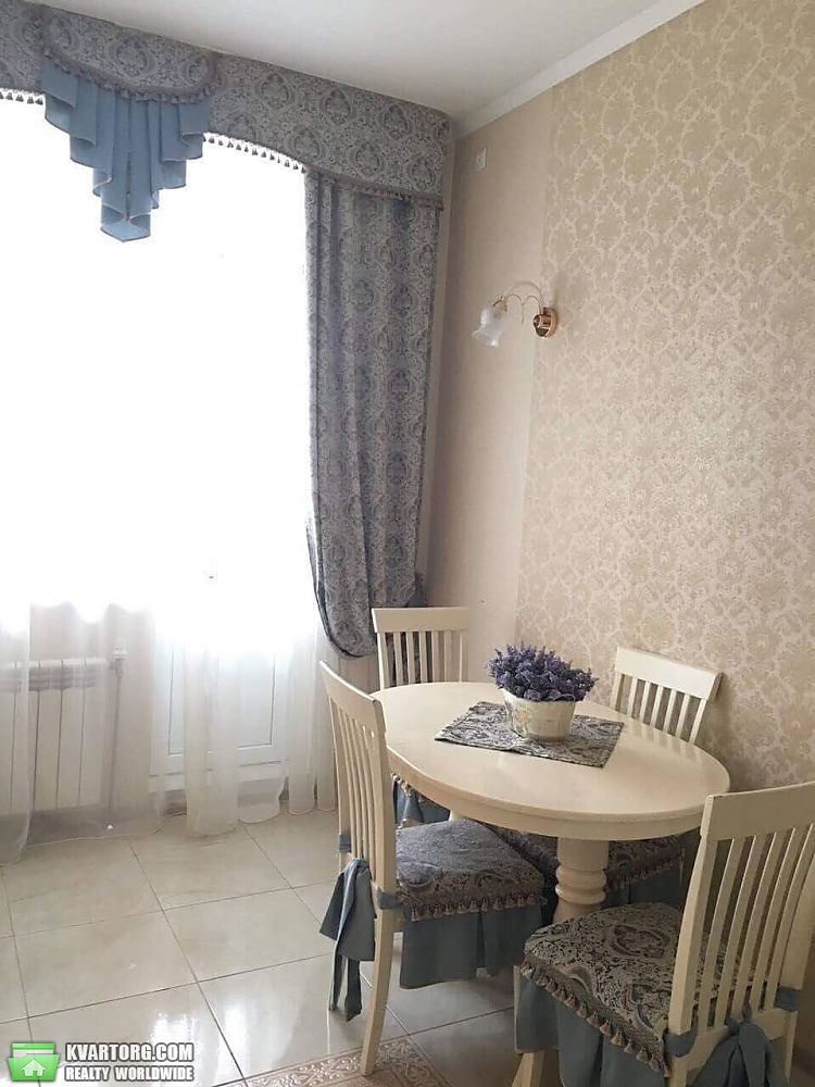 Rent out 3-room apartment. Киев,  Красногвардейская — photo 4