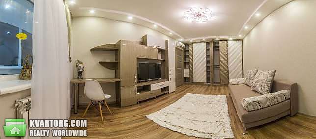 Rent out 2-room apartment. Киев,  Панча — photo 1