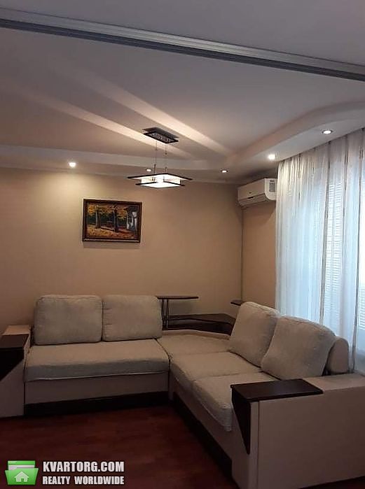 Rent out 2-room apartment. Киев, бул Дарницкий — photo 1
