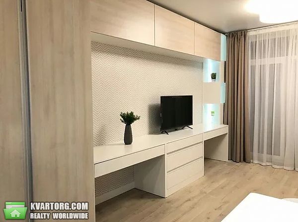 Rent out 1-room apartment. Киев,  Васильковская — photo 3