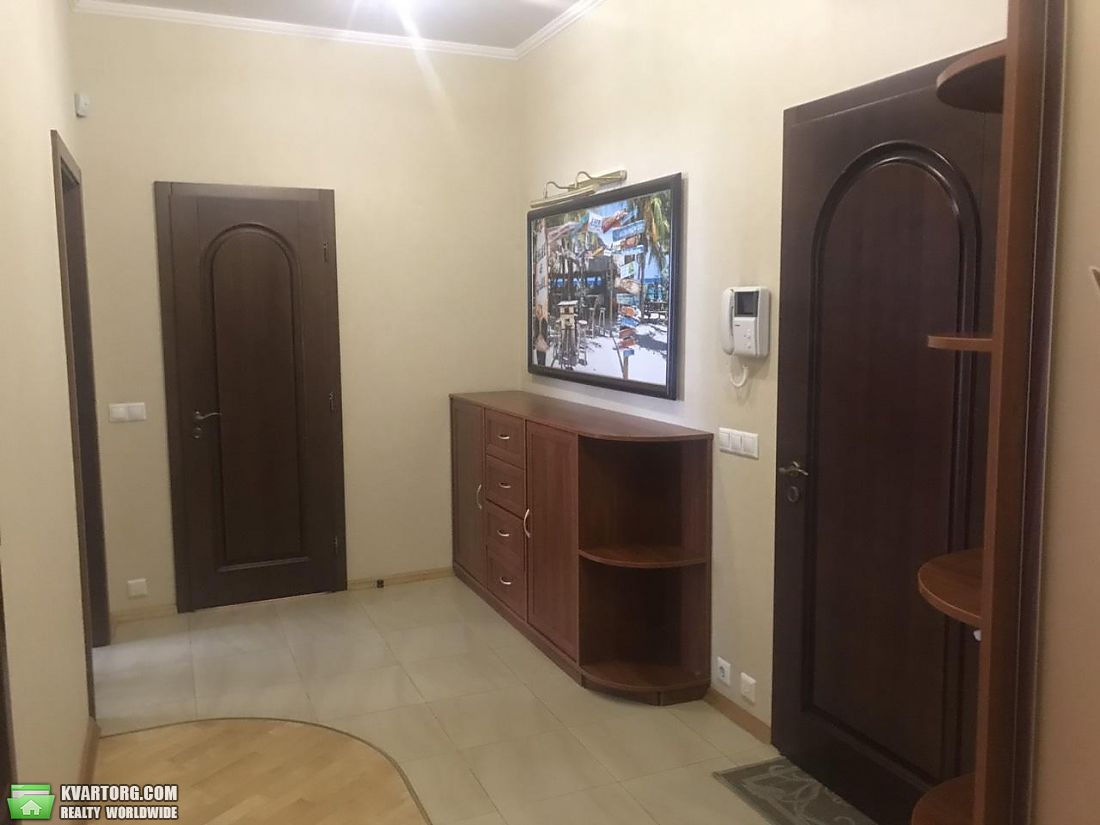 Rent out 2-room apartment. Киев,  Дмитриевская — photo 5