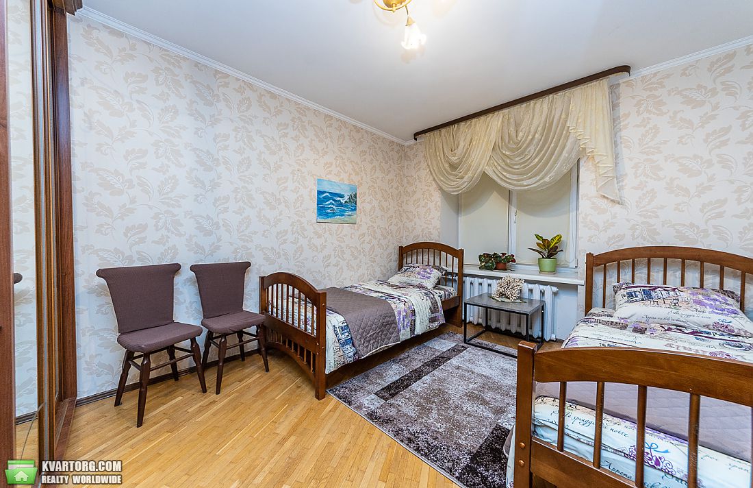 Rent out 3-room apartment. Киев, улица Княжий затон — photo 10