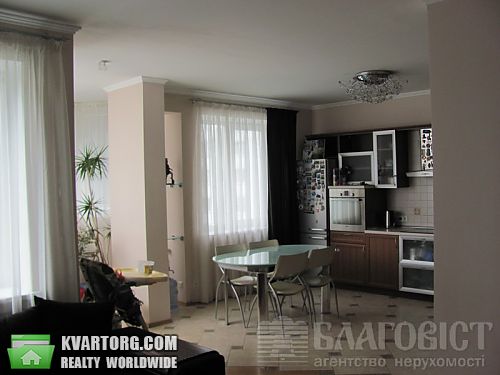 Sell 3-room apartment. Киев,  Бажана — photo 1