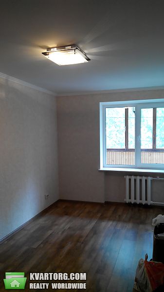 Rent out office. Киев, Межигорская — photo 1