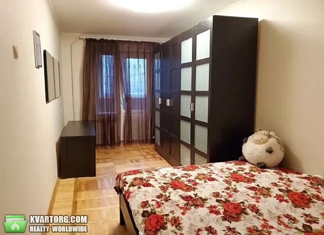 Rent out 3-room apartment. Киев, Шухевича — photo 1