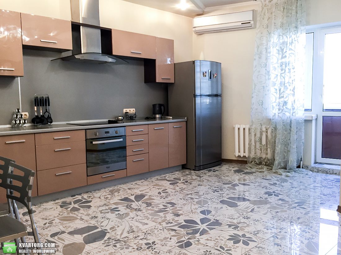 Sell 2-room apartment. Киев,  Срибнокильская — photo 2