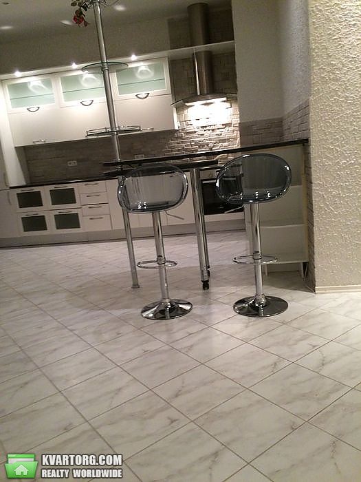 Rent out 2-room apartment. Киев, Срибнокильская — photo 1