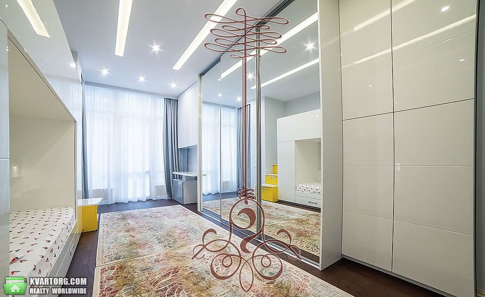 Sell 4-room apartment. Киев,  Драгомирова — photo 7