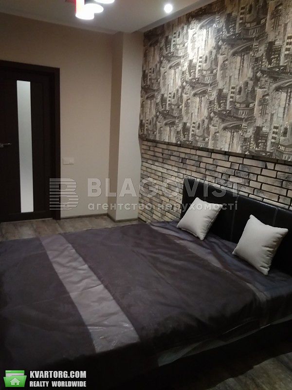 Rent out 2-room apartment. Киев,  Белорусская — photo 5