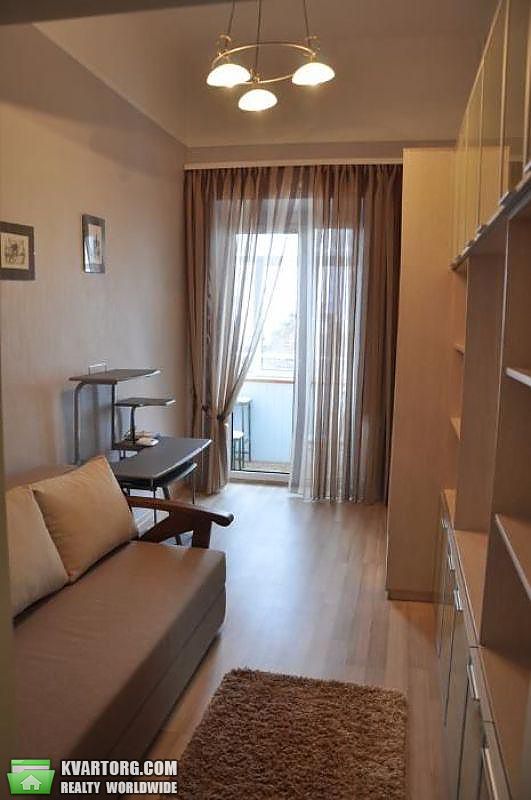 Rent out 3-room apartment. Киев,  Большая Житомирская — photo 5