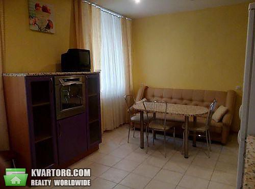 Sell 3-room apartment. Киев,  Лабораторный пер — photo 1