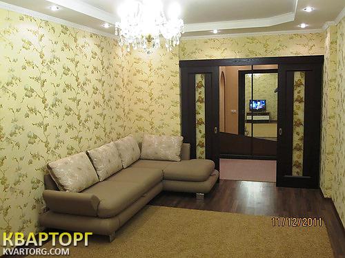 Rent out 3-room apartment. Киев,  Майорова — photo 1