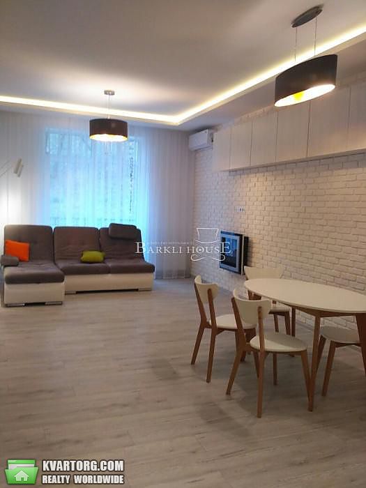 Rent out 2-room apartment. Киев, Дегтярная — photo 2