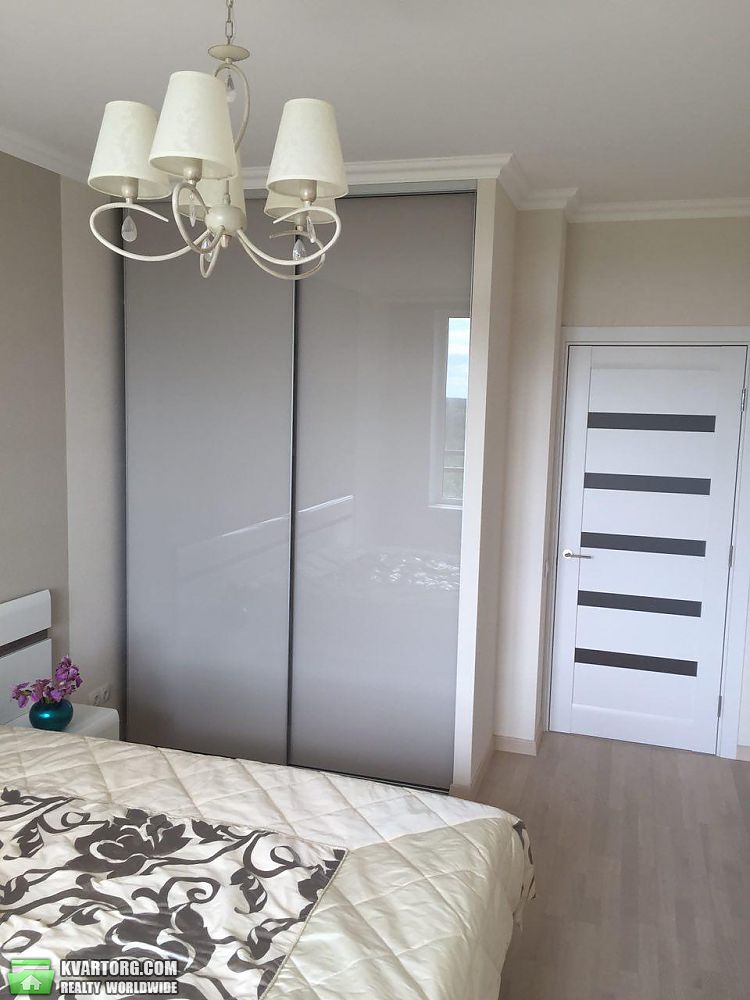Rent out 2-room apartment. Киев,  Петрицкого — photo 10