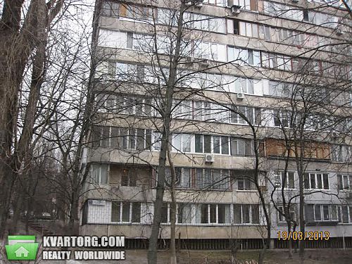 Sell 3-room apartment. Киев, Щорса — photo 1