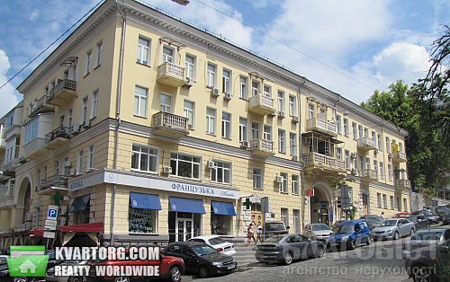 Sell 2-room apartment. Киев, Лютеранская — photo 1