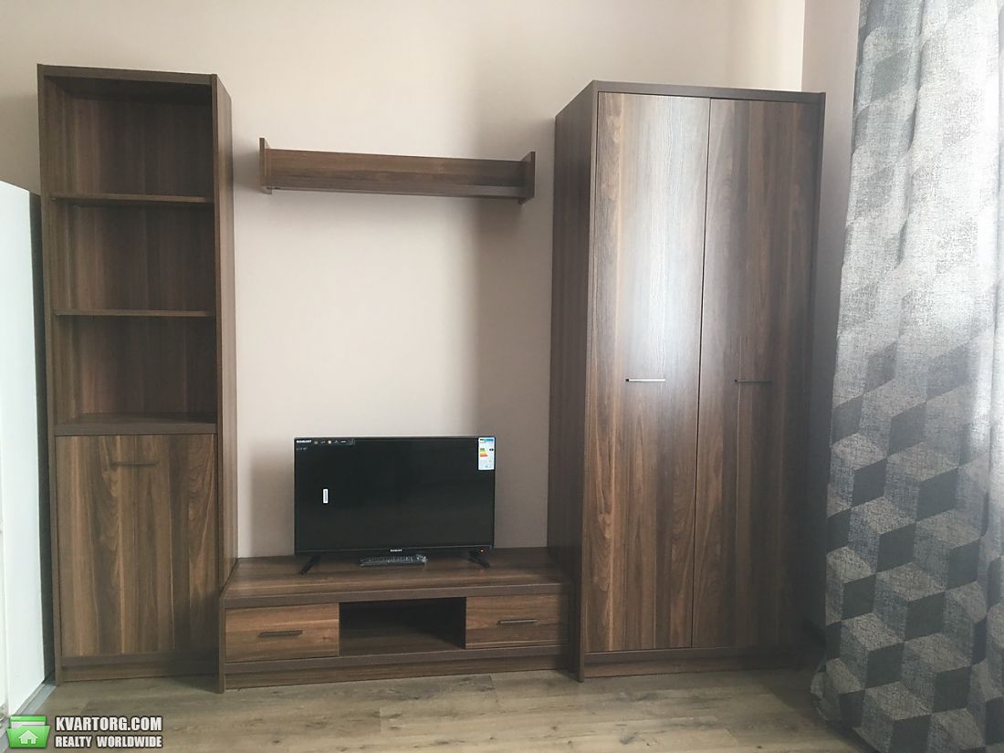 Rent out 1-room apartment. Киев, Калнышевского — photo 4