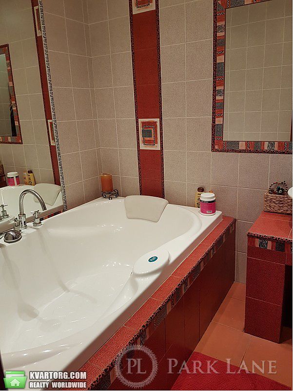Sell 4-room apartment. Киев,  Богдана Хмельницкого — photo 6
