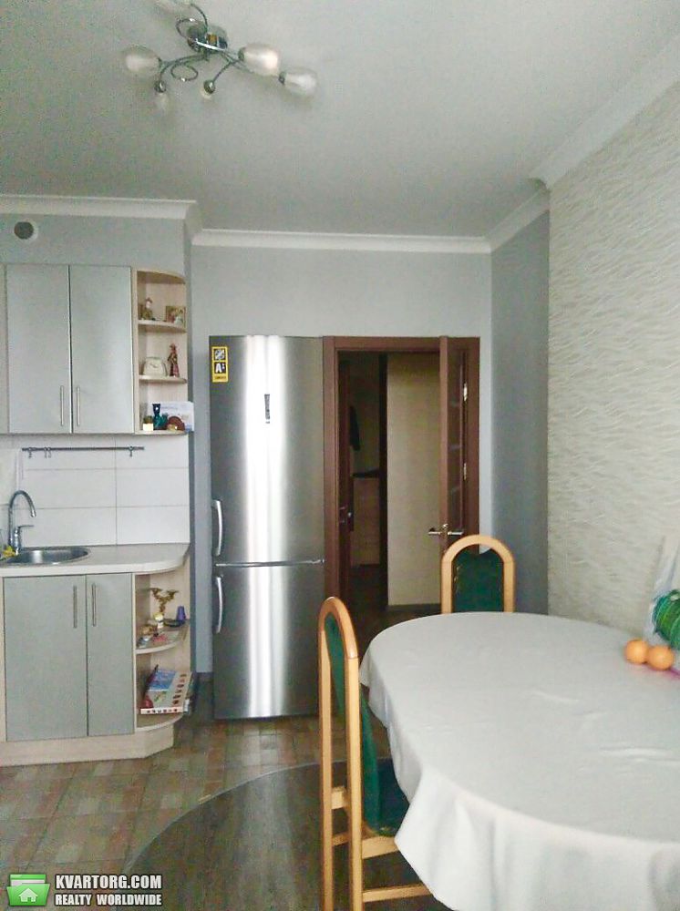 Sell 3-room apartment. Киев,  Белицкая — photo 1