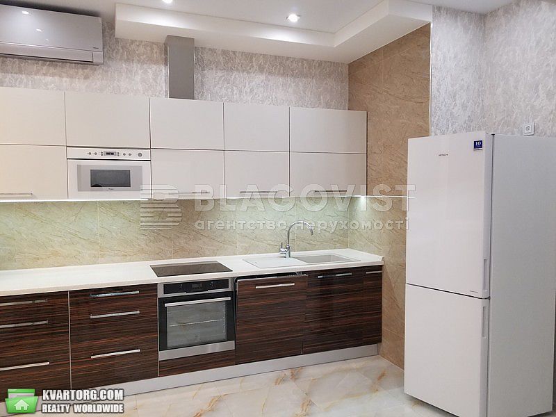Rent out 1-room apartment. Киев, Коновальця Євгена — photo 8