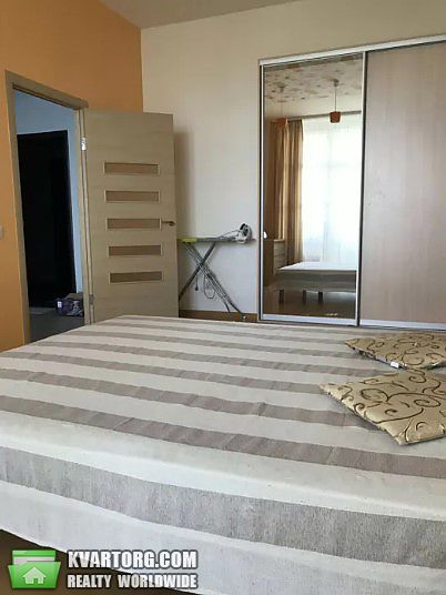 Rent out 2-room apartment. Киев,  Шамрыло — photo 6