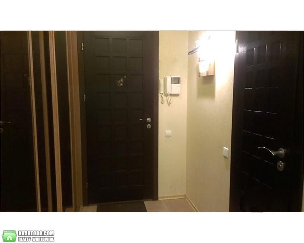 Rent out 2-room apartment. Киев,  Сечевых Стрельцов — photo 8