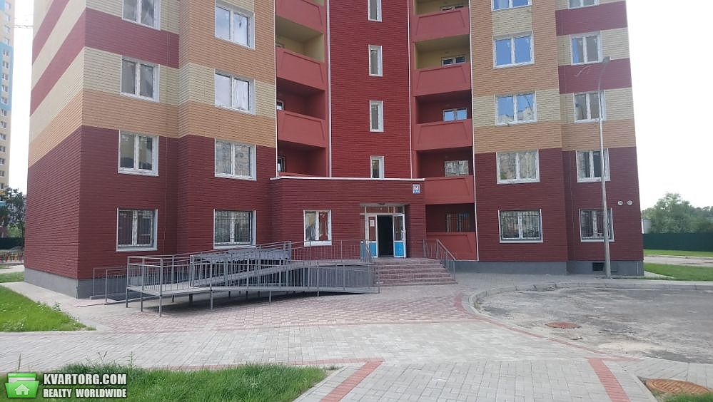 Sell 3-room apartment. Киев,  Ломоносова — photo 1