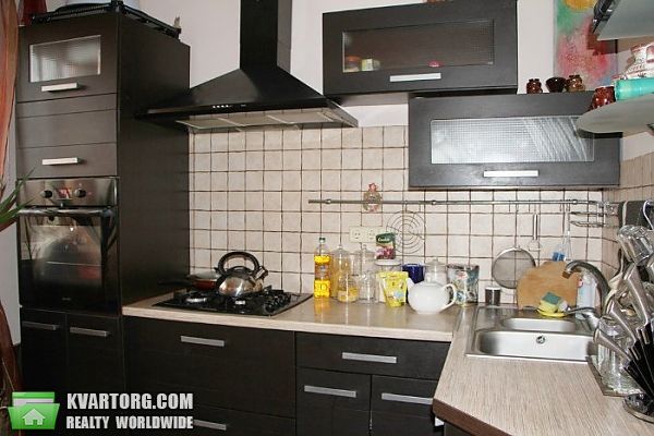 Rent out 2-room apartment. Киев,  Крейсера Авроры — photo 2