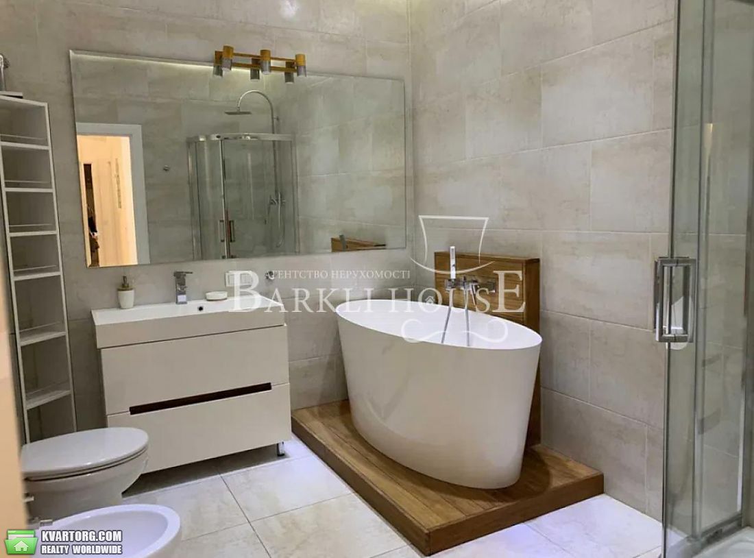 Rent out 2-room apartment. Киев,  Леси Украинки бул — photo 8