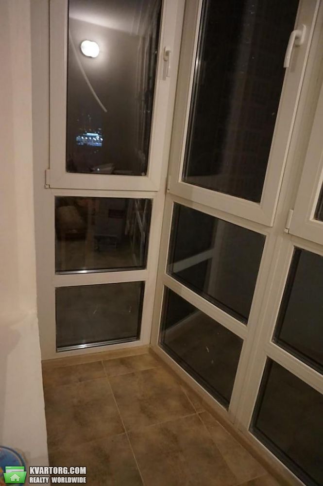 Rent out 1-room apartment. Киев,  Гмыри — photo 8