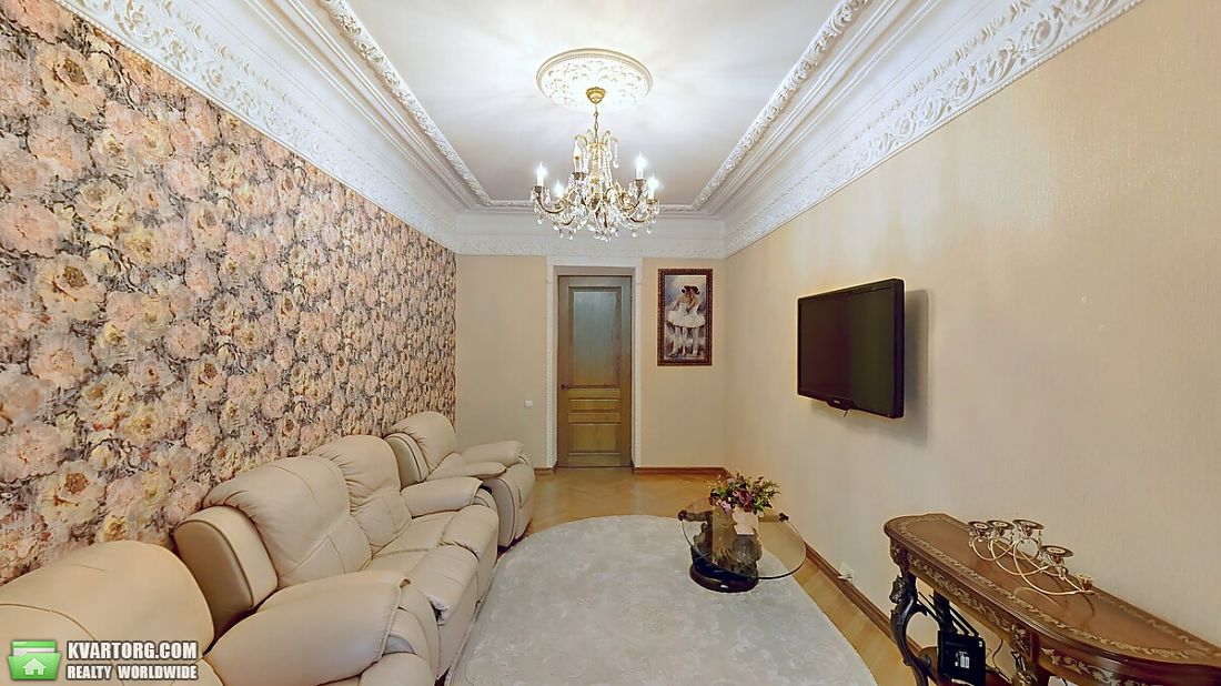 Rent out 3-room apartment. Киев, Кловский спуск — photo 1