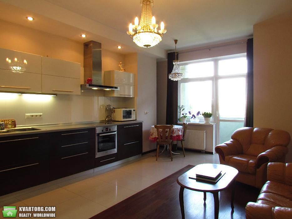 Sell 2-room apartment. Киев,  Гончара — photo 1