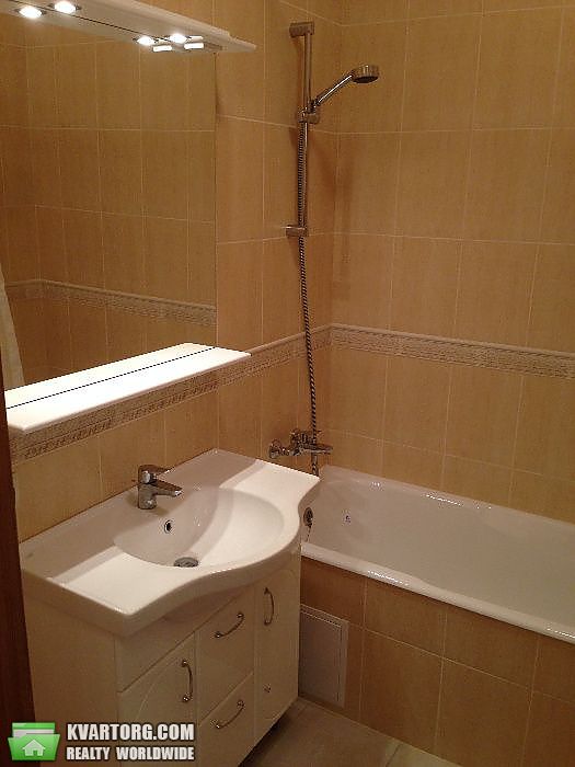 Rent out 1-room apartment. Киев, ул.АнтоновичаГорького — photo 8