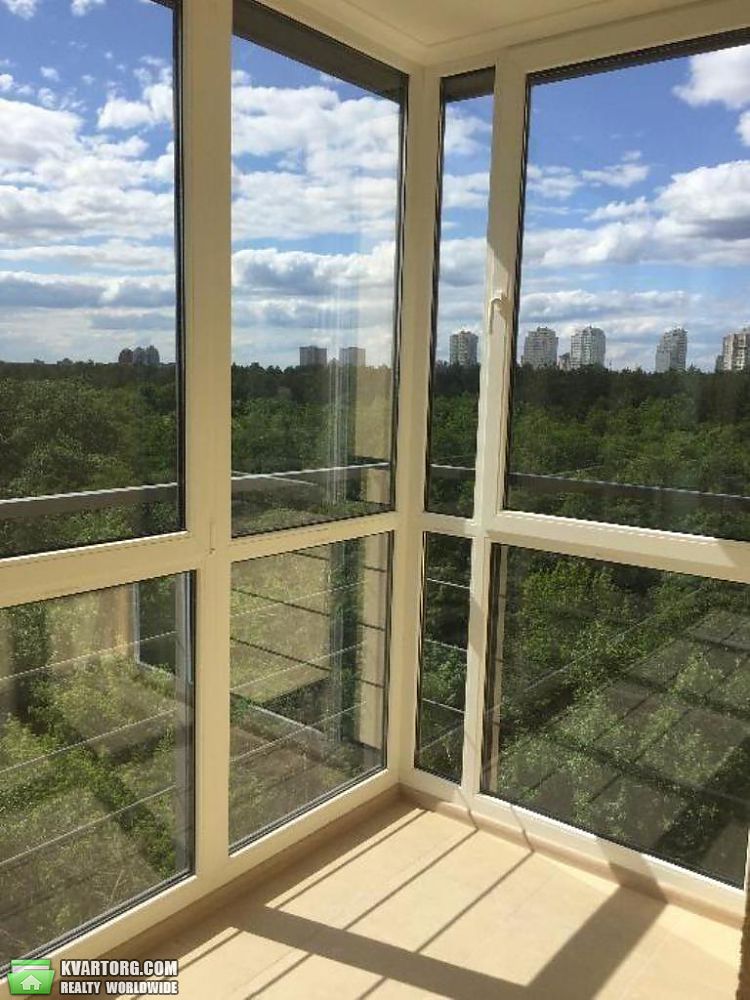 Rent out 2-room apartment. Киев,  Петрицкого — photo 8
