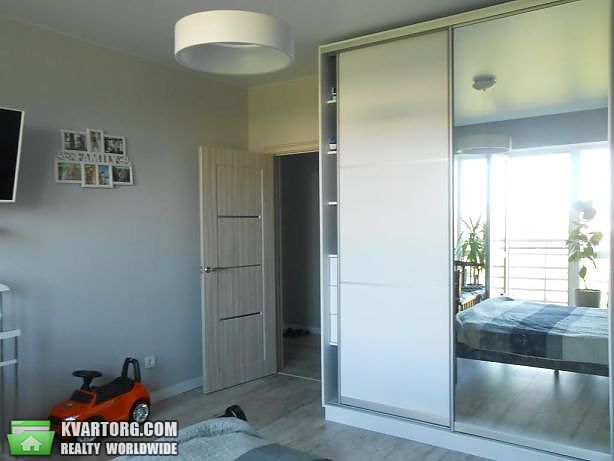 Sell 2-room apartment. Киев,  Метрологическая — photo 3