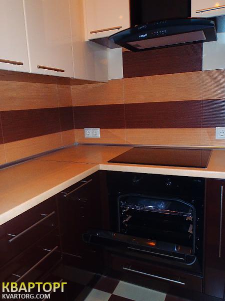 Rent out 2-room apartment. Киев,  Кадетский Гай — photo 9