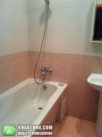 Rent out 3-room apartment. Киев,  Здолбуновская — photo 7