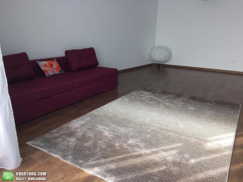 Rent out 2-room apartment. Киев,  Туманяна — photo 7