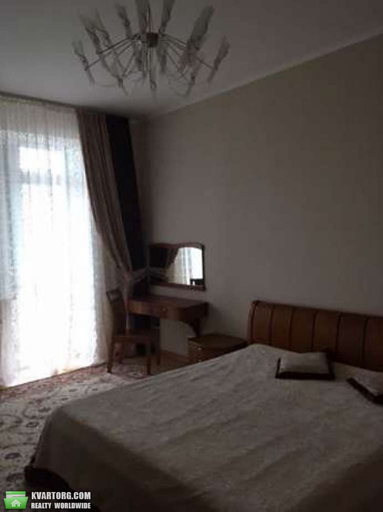 Rent out 3-room apartment. Киев, Провиантская — photo 5