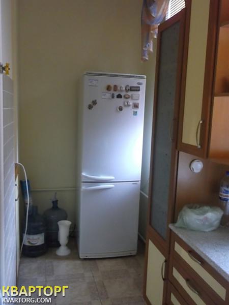 Rent out 3-room apartment. Киев,  Лютеранская — photo 1