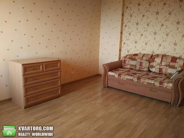 Rent out 1-room apartment. Киев,  Героев Обороны — photo 4