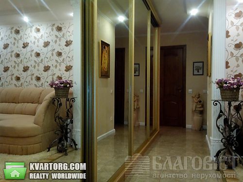 Sell 3-room apartment. Киев, Харьковское шоссе — photo 7