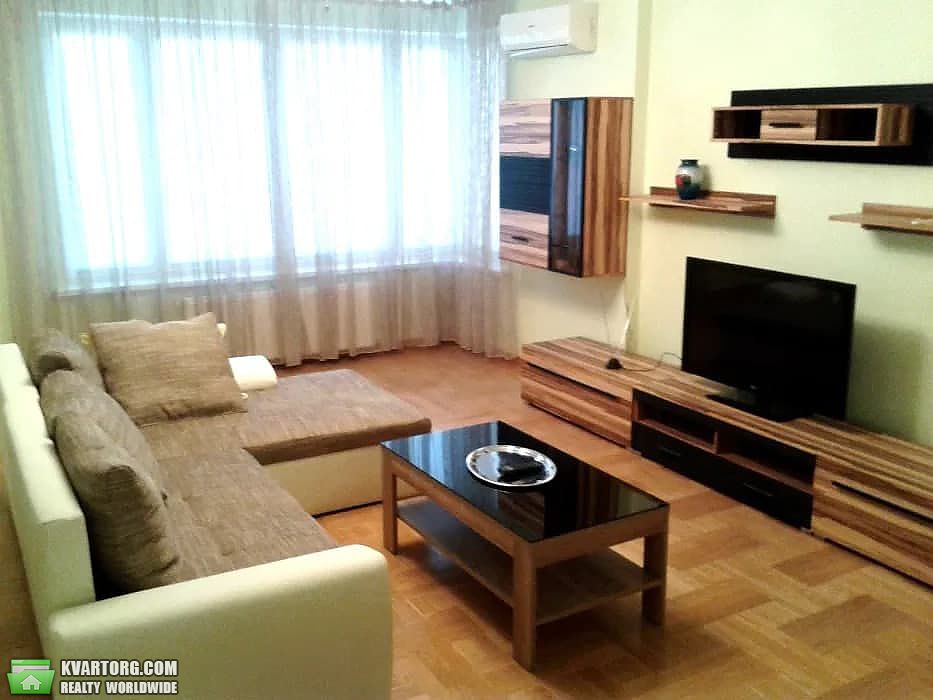 Rent out 3-room apartment. Киев, Лобановского — photo 1