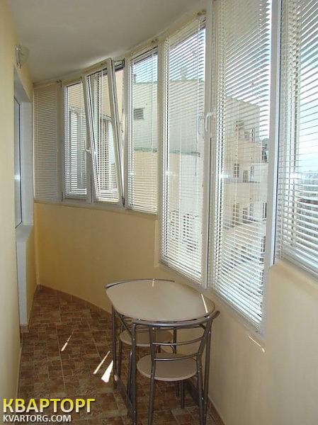 Rent out 2-room apartment. Киев, Урловская — photo 5